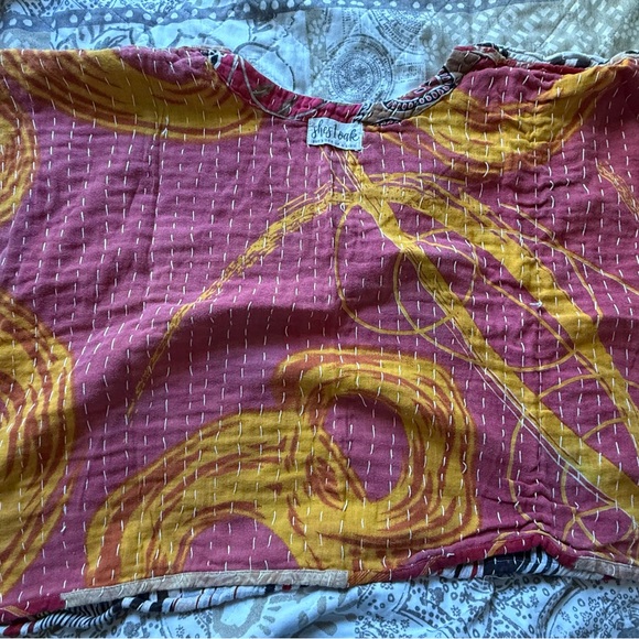Reversible Kantha top - Picture 6 of 7